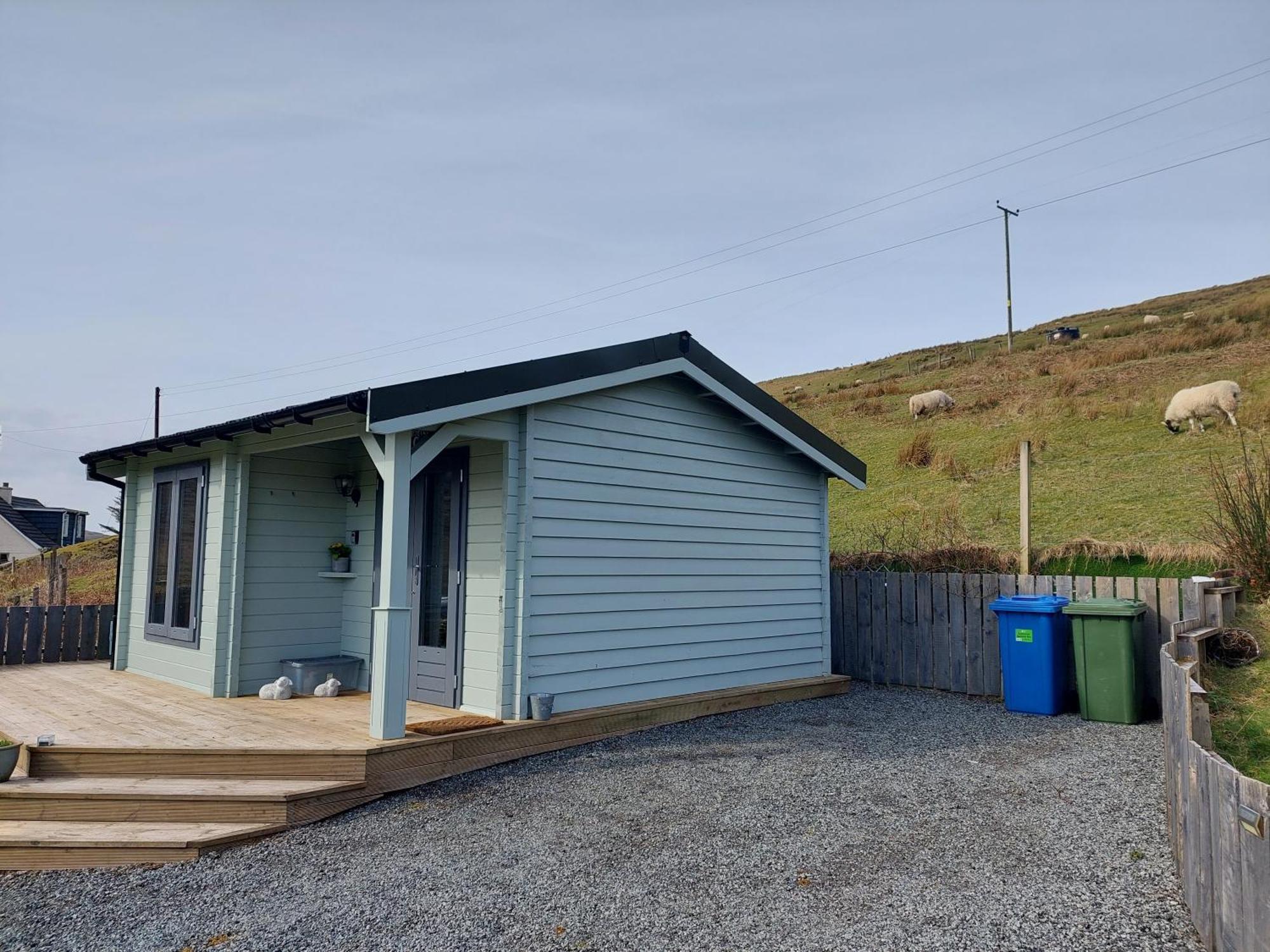 Crofters Cabin Bracadale Exterior photo